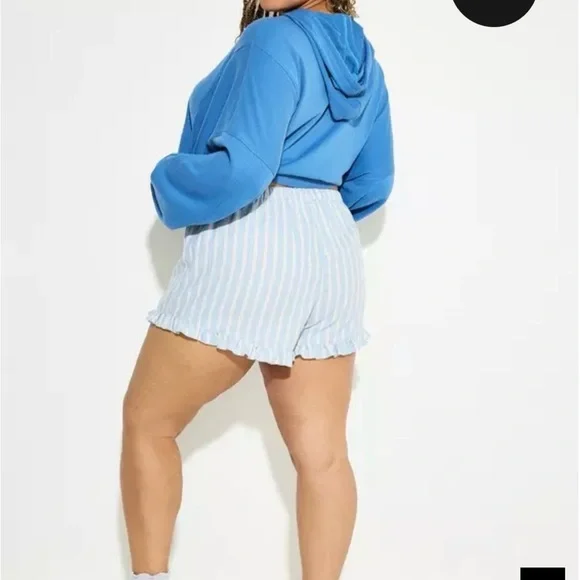 LoveSick Drawstring Ruffle-Hem Short - Picture 2 of 5